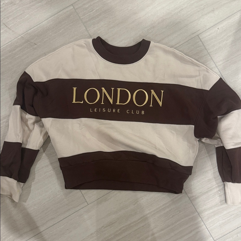 Abercrombie Women's Brown and Cream Sweatshirt